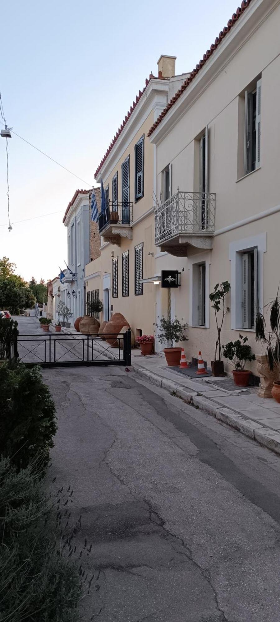 Apeiron Acropolis Suites Атина Екстериор снимка